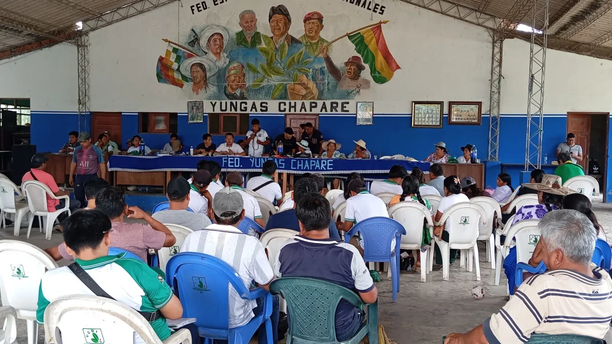 Cocaleros del Trópico rechazan el retorno de la DEA y ratifican respaldo a Evo Morales