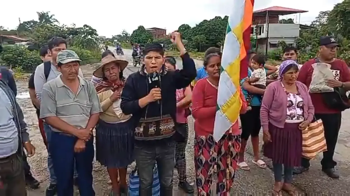 Seis federaciones  del trópico en estado de emergencia contra el "plan negro" del gobierno