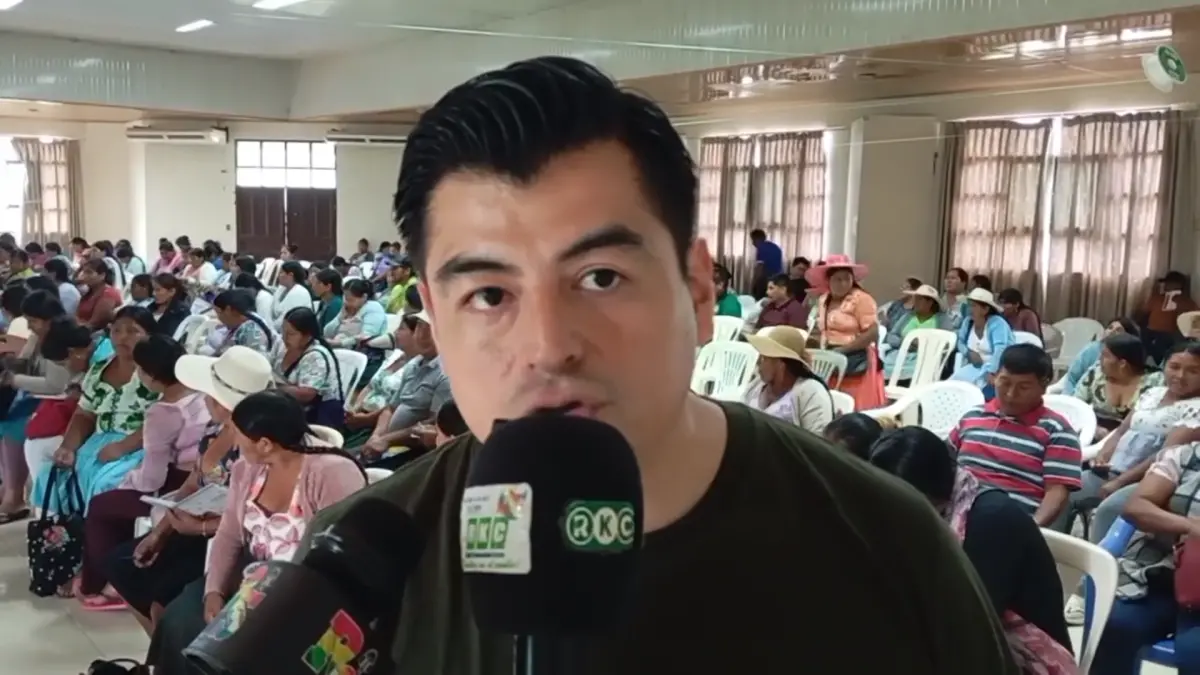 Villegas: "EE.UU. no controla el narcotráfico, administra el negocio"