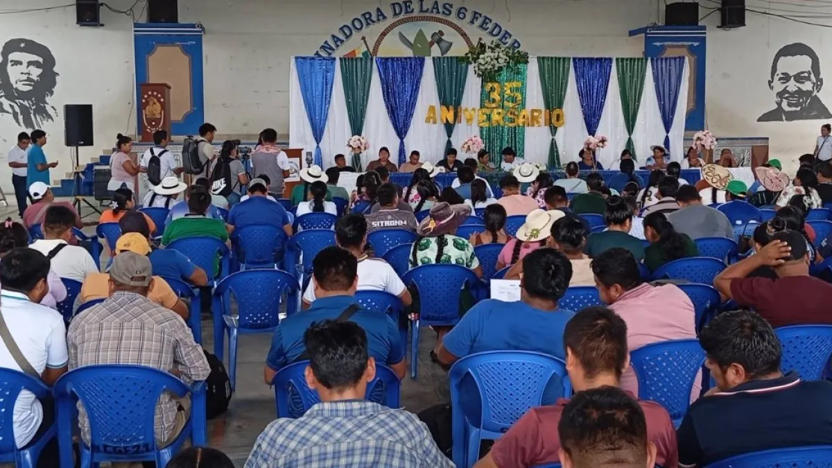 Las 6 Federaciones del Trópico conmemoran 35 años de lucha y ratifican unidad en Lauca Ñ