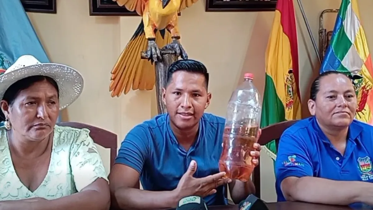 ¡"Gasolina basura" paraliza Villa Tunari: Concejo sin vehículos!