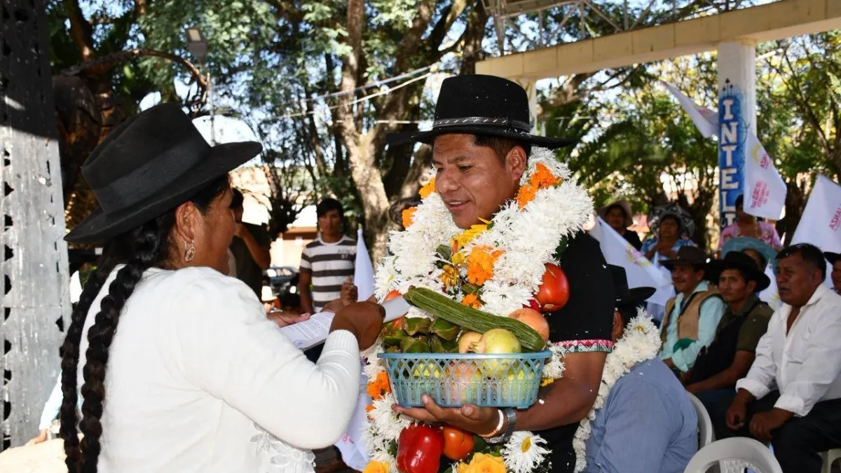 Loza predice victoria en Cochabamba por propuestas reales