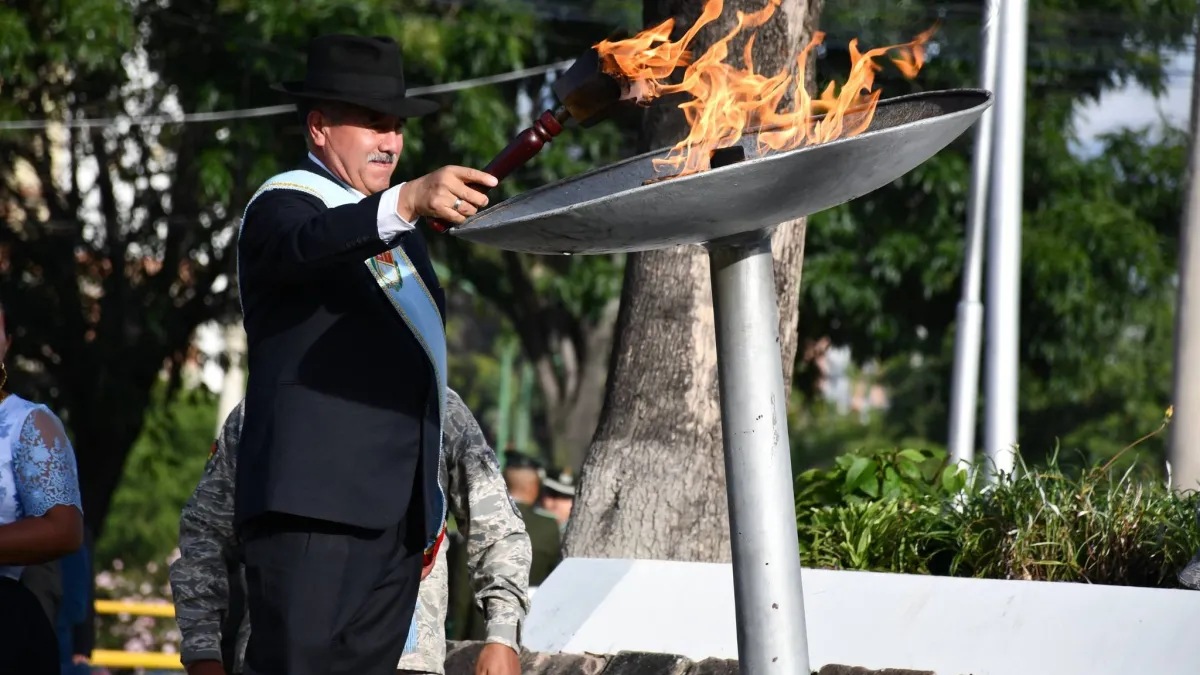 Gobernador Sánchez clama por el mar en Calama y llama a FFAA a defender recursos