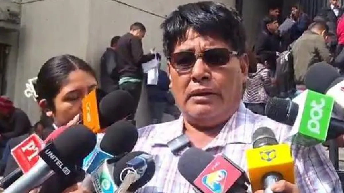 Dirigentes del transporte en Yungas denuncian "burla" del Gobierno: ninguna indemnización por gasolina adulterada