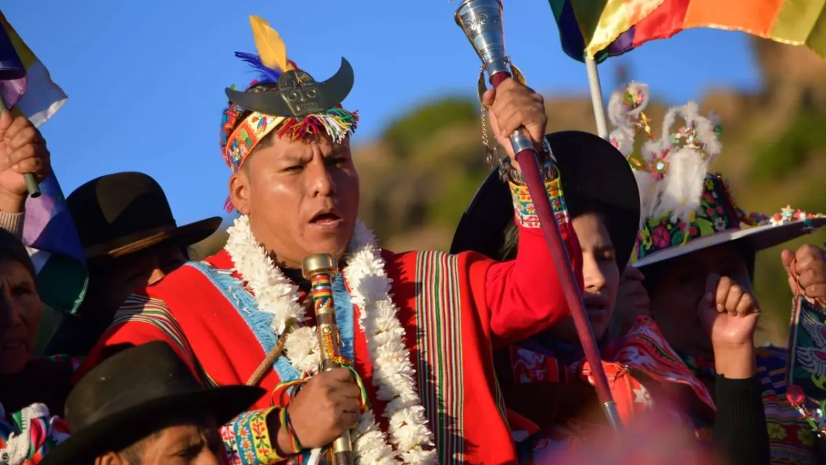Evo Morales destaca la posesión originaria de Leonardo Loza y resalta el respaldo de la Bolivia profunda.